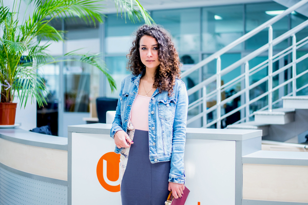 Анетти из Холостяка 6 записала песню