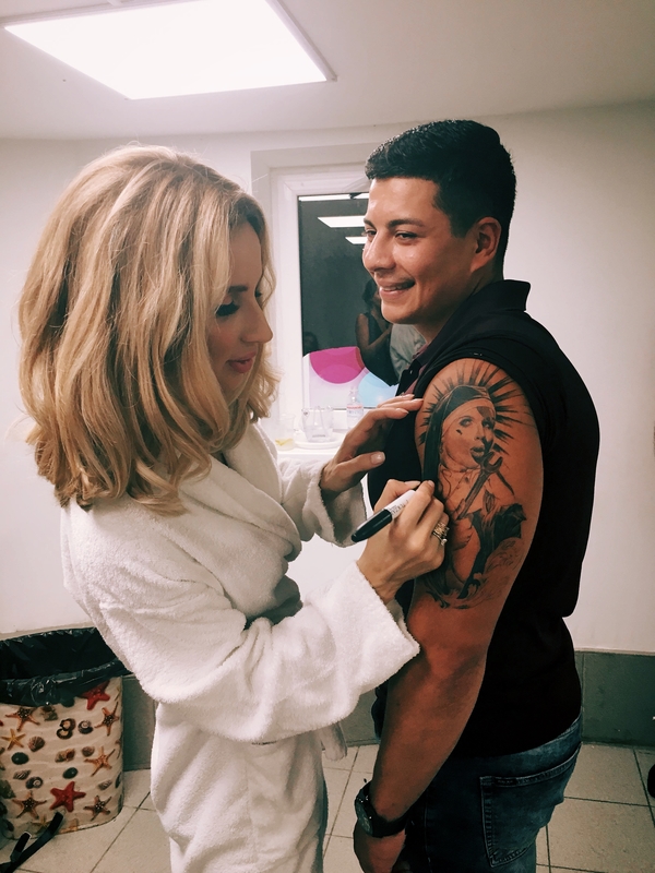 Поклонник LOBODA сделал себе тату с ее портретом