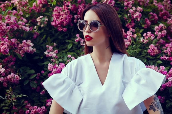 Надя Дорофеева снялась в летней фотосессии