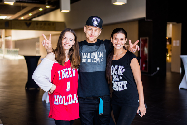 Танцевальный тест редакции: контемп против крампа