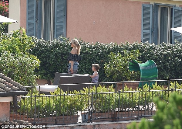 Кейт Хадсон весело провела время с сыном