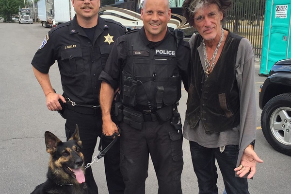 instagram.com/joeperryofficial