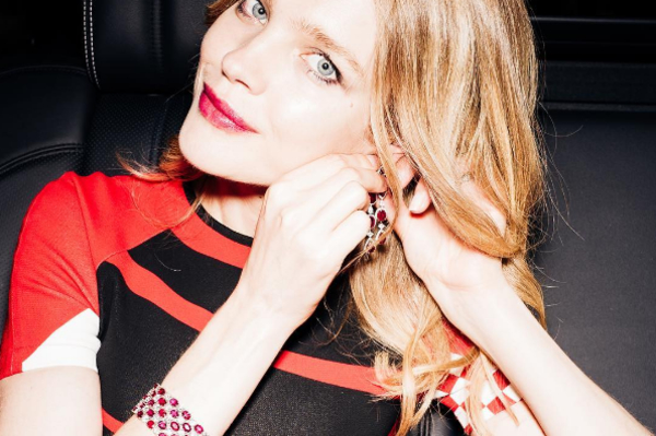 instagram.com/natasupernova