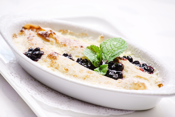 Блины с черникой: ТОП-5 рецептов