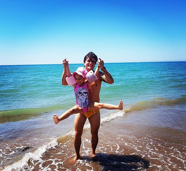 Анатолий Анатолич показал семейные фото с летнего отпуска