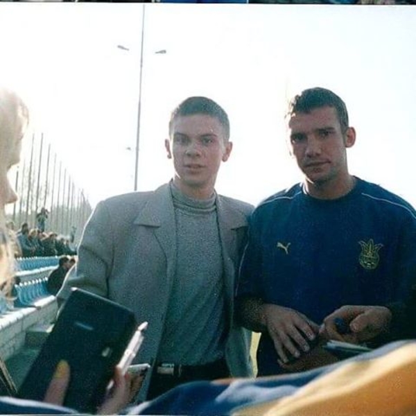 Лихие 90-ые: Дмитрий Комаров показал архивное фото с Андреем Шевченко