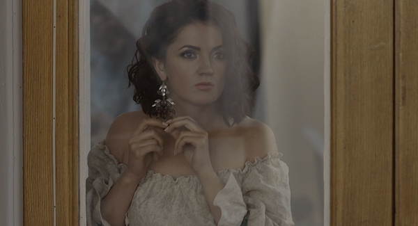 Цибульская "спустила" соперницу по ступенькам