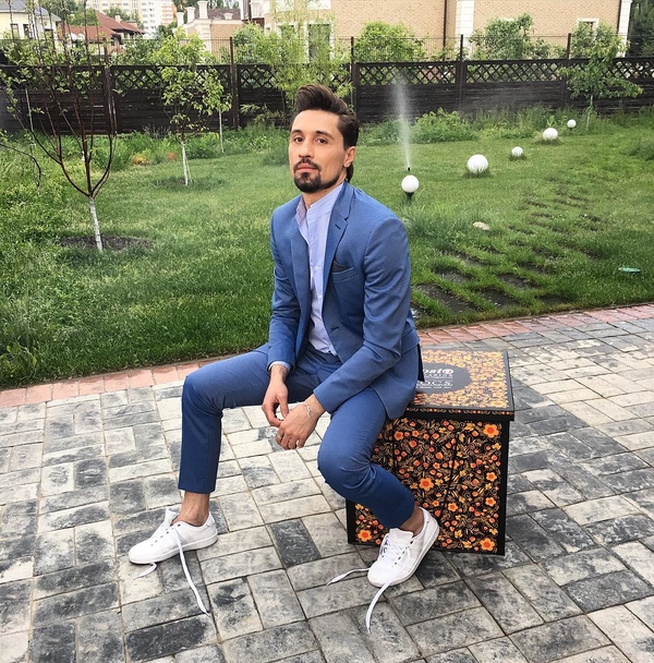 Дима Билан показал своего отца