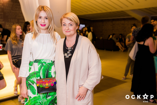 Данилевская и Бурба посетили фильм о фэшн-индустрии Неоновый демон