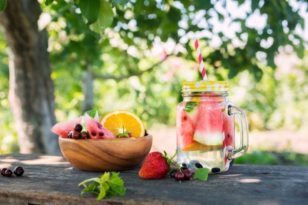 Как приготовить сангрию из белого вина: три вкусные идеи