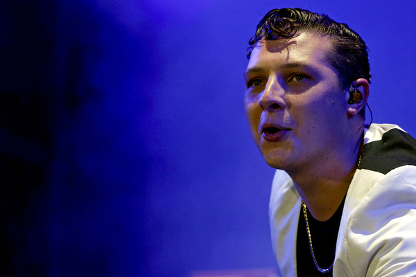 У певца Джона Ньюмана случился рецидив рака головного мозга