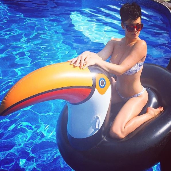 Даша Астафьева кардинально сменила имидж