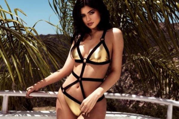 instagram.com/kyliejenner
