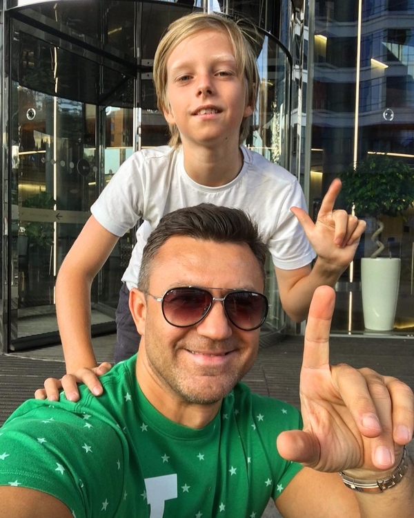 Николай Тищенко похвастался подросшим сыном