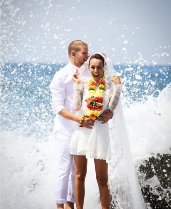 Экс-Nikita Юлия Бричковская сыграла роскошную свадьбу в США