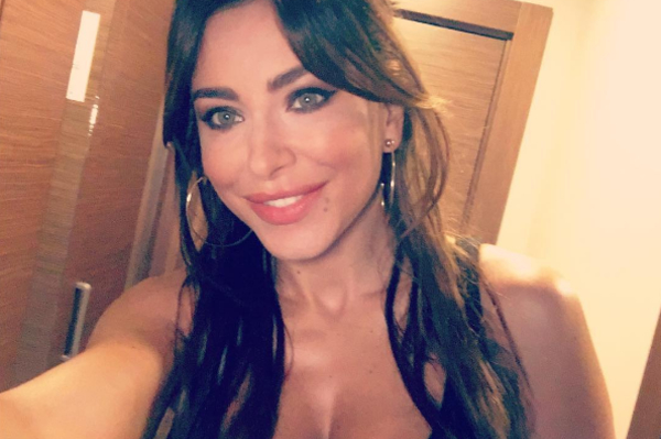 instagram.com/anilorak