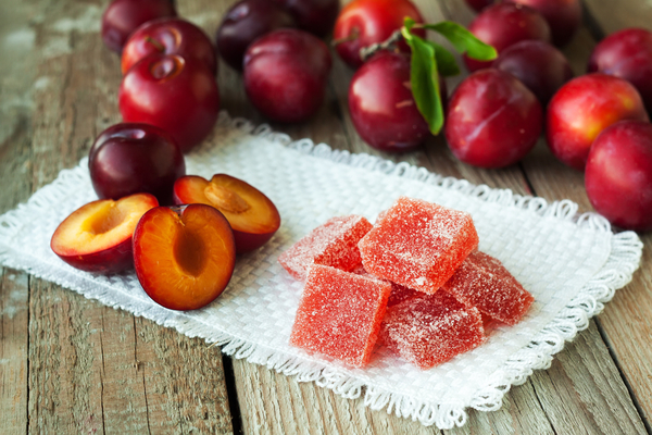 Что приготовить из слив: ТОП-5 рецептов