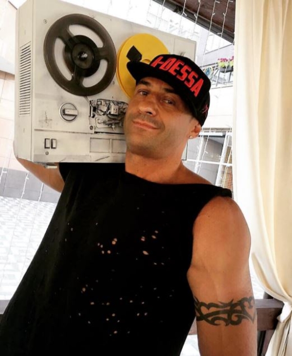 Стас Костюшкин бросил вызов танцующему миллионеру Джанлуке Вакки