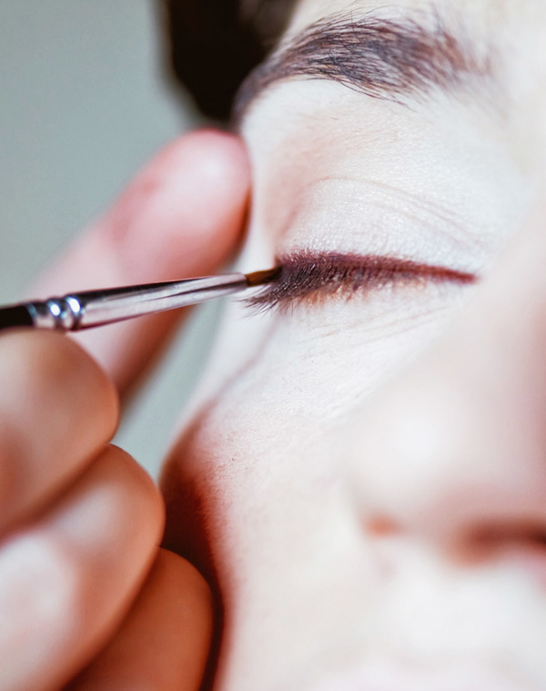 Семь вещей, которые никогда не делают визажисты