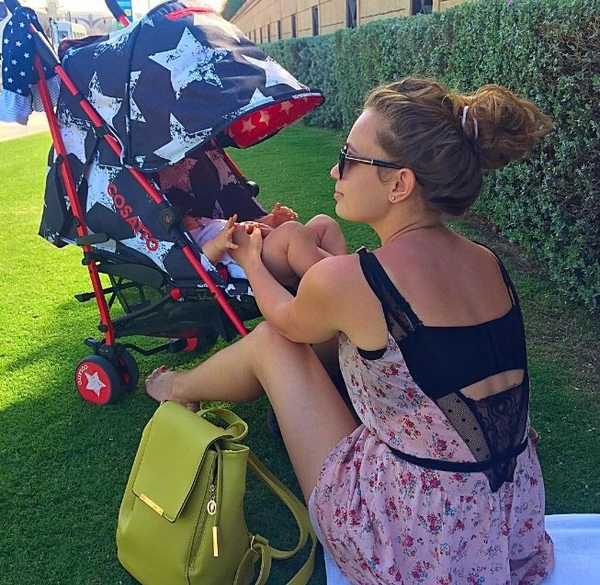 Яна Соломко поделилась трогательным фото дочери