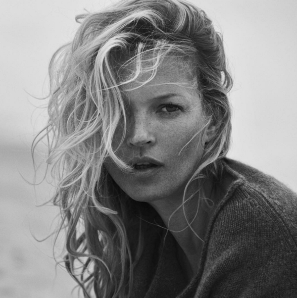 Кейт Мосс снялась в рекламной кампании Naked Cashmere