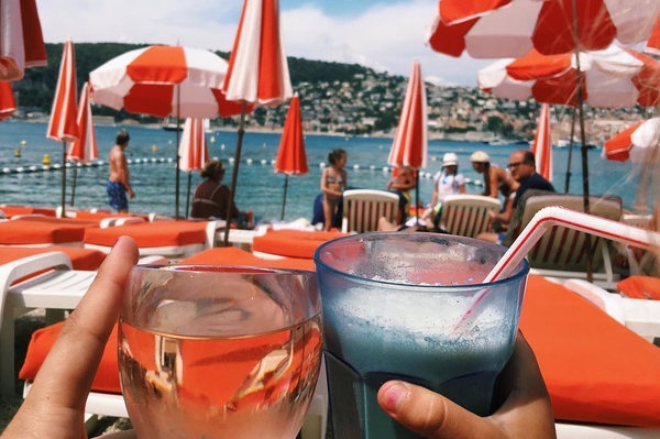 instagram.com/annasedokova