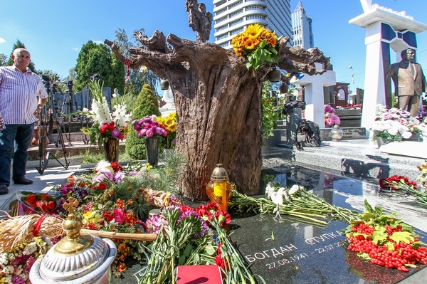 Олег Батрак