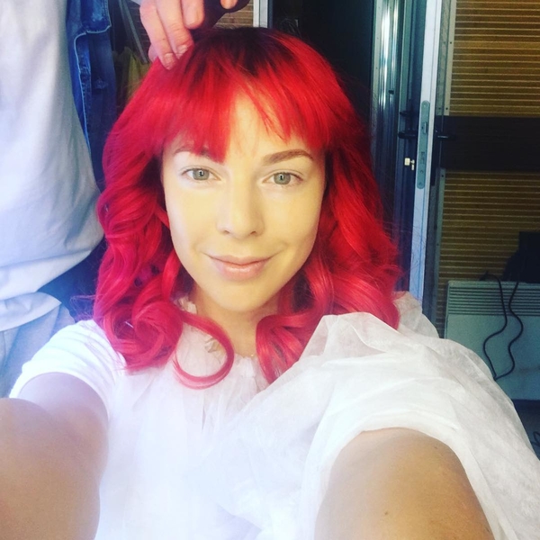 Наталья Подольская примерила смелый образ для нового клипа