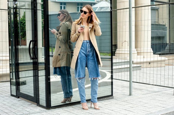 Американский Vogue назвал джинсы украинского дизайнера трендом сезона