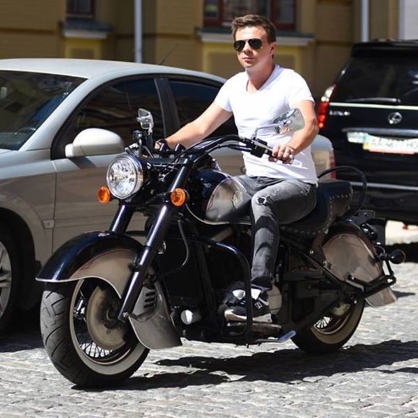 Холостяк Дмитрий Комаров заявил о поиске невесты