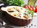 Как запечь баклажаны с сыром и сметаной