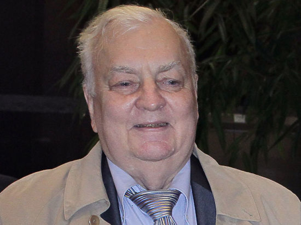 Актера Михаила Державина госпитализировали