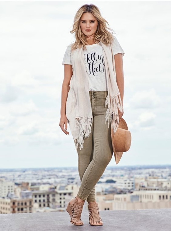 Осенняя мода для женщин с формами