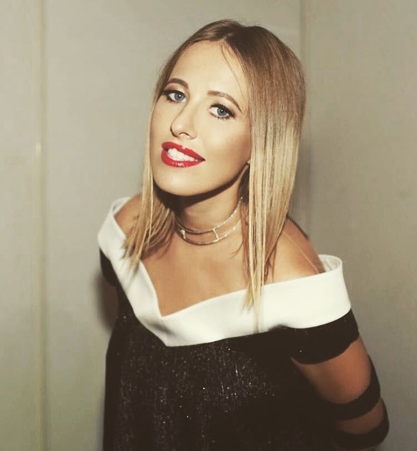 Ксения Собчак высмеяла беременных невест