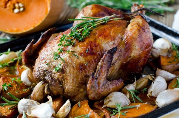 Курица, запеченная с овощами: ТОП-5 рецептов