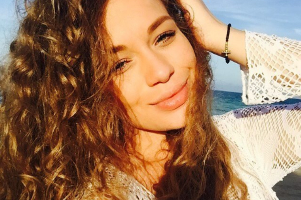 instagram.com/yanga_official