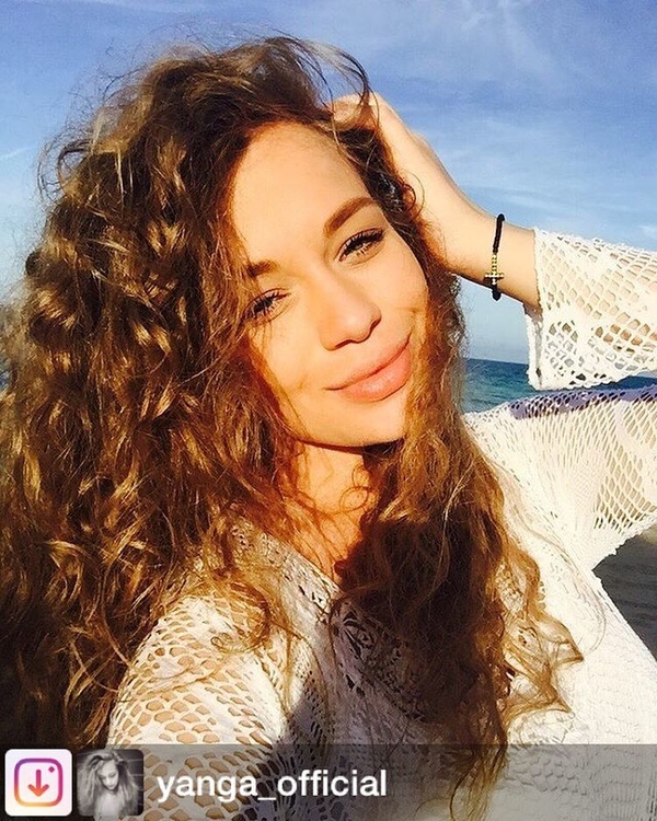 Яна Соломко показала трогательное фото с дочкой