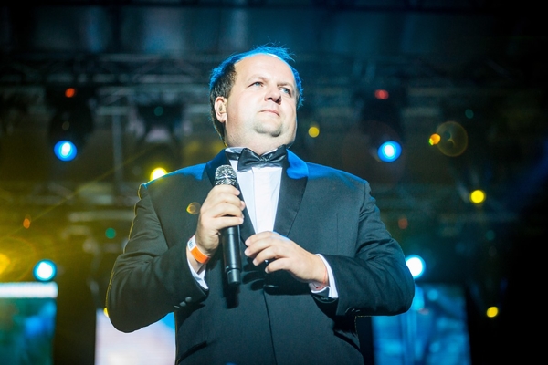 Стараюсь держать себя в рамках: лидер группы ТИК похудел на 28 килограмм