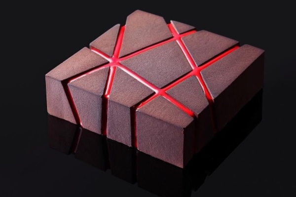 instagram.com/dinarakasko/