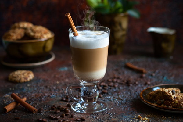 Согревающие осенние напитки: ТОП-5 горячих кофейных коктейлей