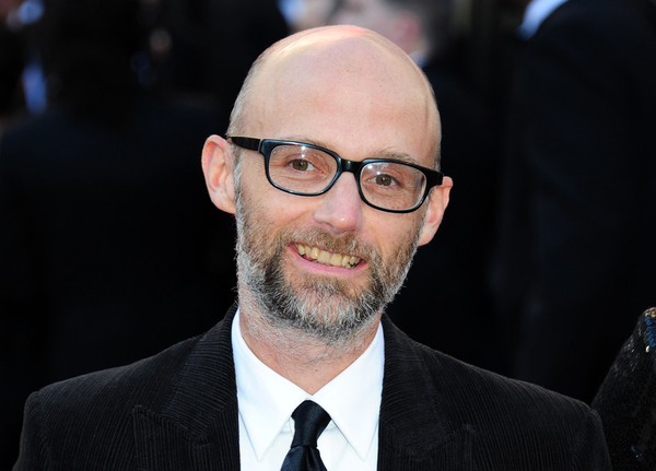 Певец Moby в своем новом клипе показал драку депутатов в Верховной Раде