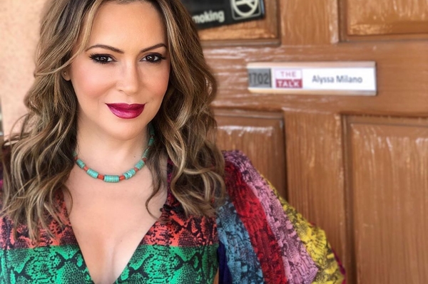 instagram.com/milano_alyssa