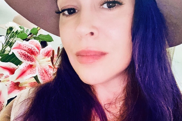 instagram.com/milano_alyssa