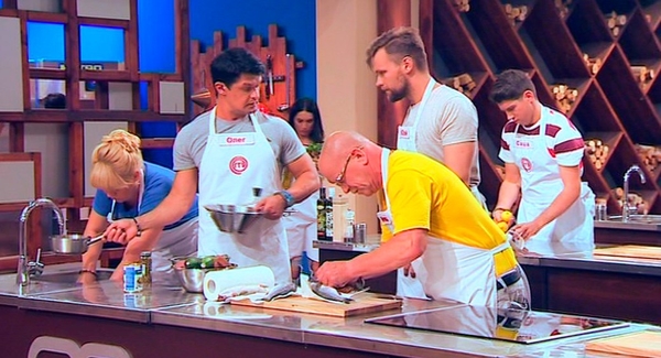 МастерШеф 6 сезон онлайн: в девятом выпуске аматорам надели наручники