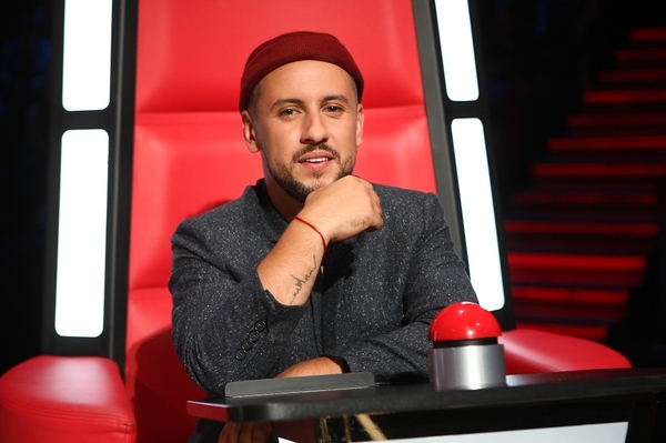 MONATIK дарит участникам Голос.Діти 3 личный талисман