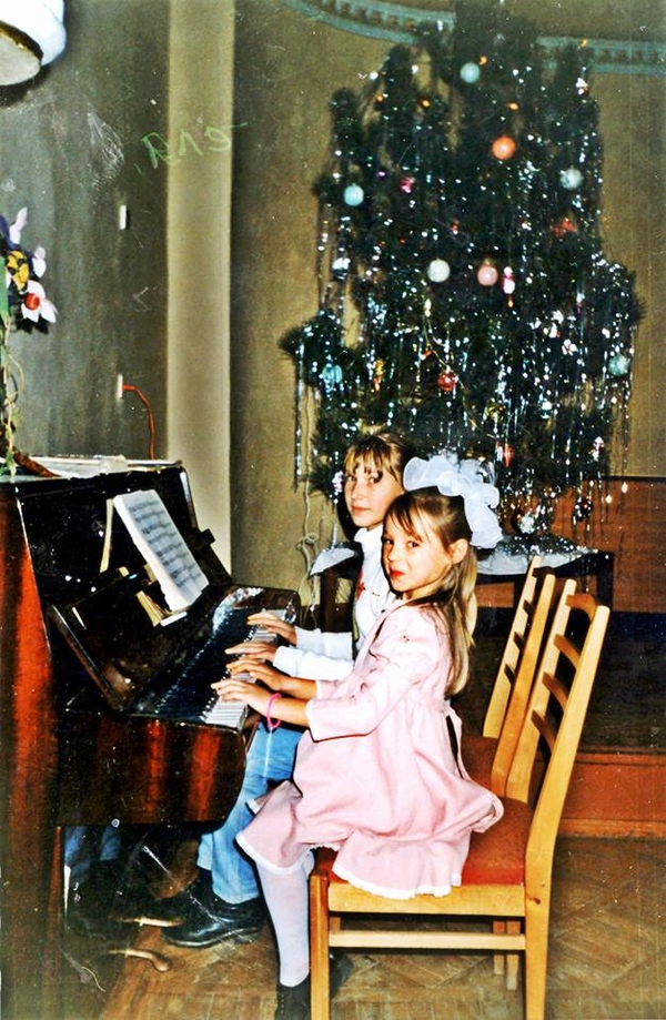 День учителя: украинские звезды рассказали о своих классных руководителях