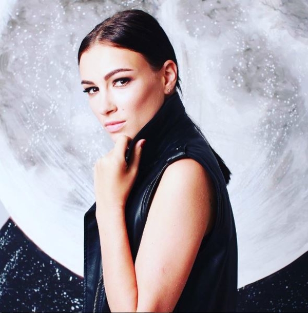 Из пацанки в леди: Приходько сильно похудела и сменила имидж