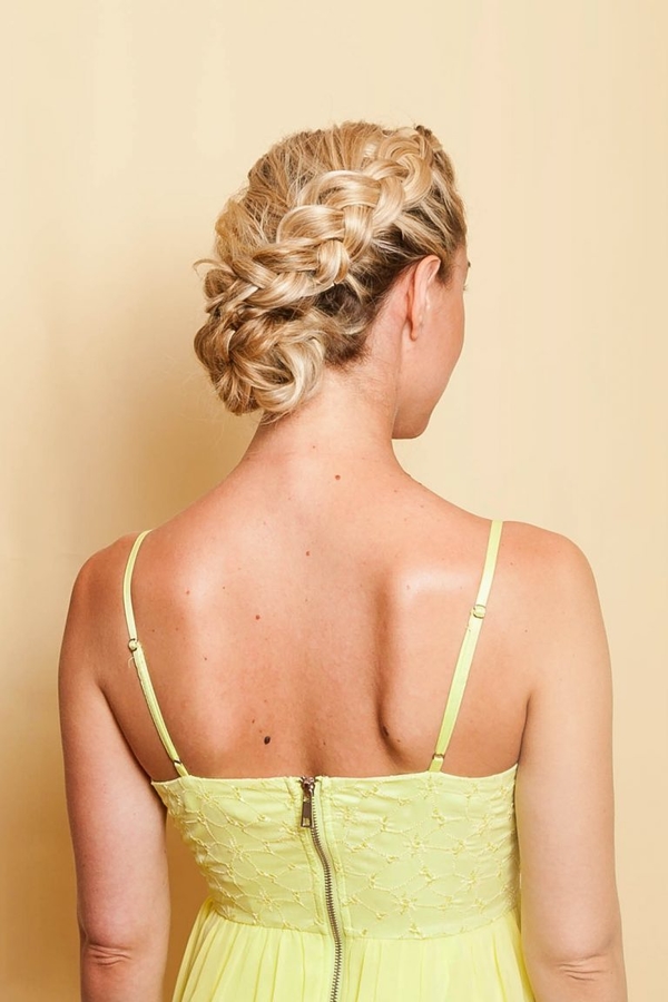 День учителя: как сделать праздничную прическу