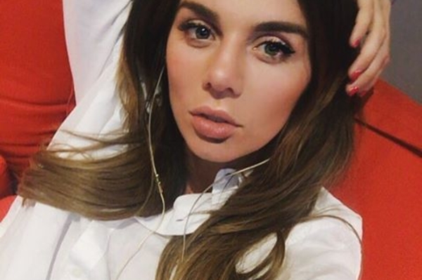 instagram.com/annasedokova