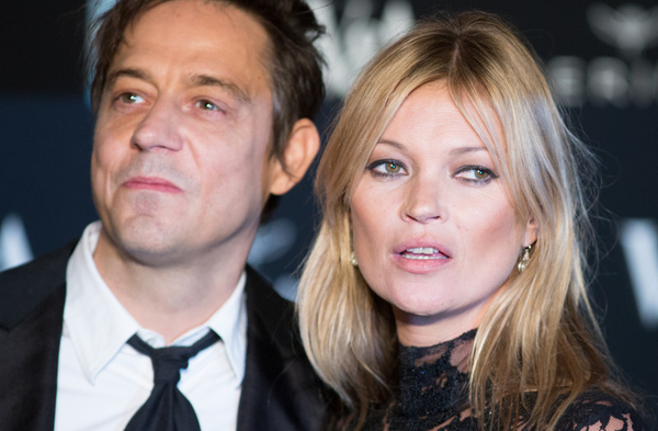 Кейт Мосс официально развелась с мужем